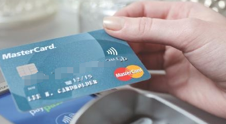 使用指南：哪些POS机能支持刷运通信用卡？