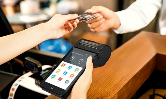 星支付POS机：同时交易有的秒到有的第二天到账？